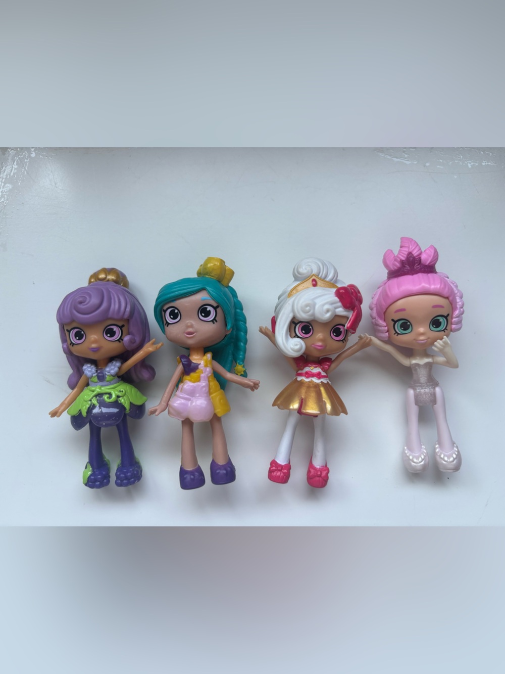 Shopkins happy places lil shoppies dolls lot of 4